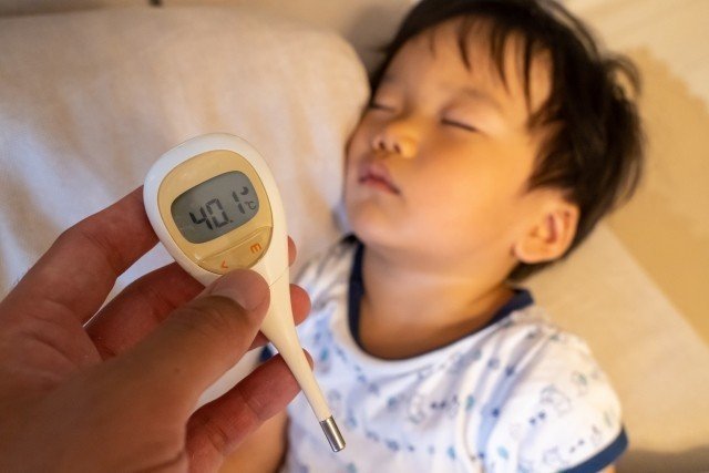 梅雨〜夏に気をつけたい！☔️☀️ 子どもの病気と対策の画像